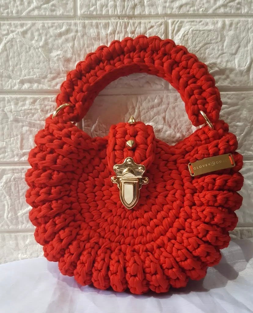 Ella Mini